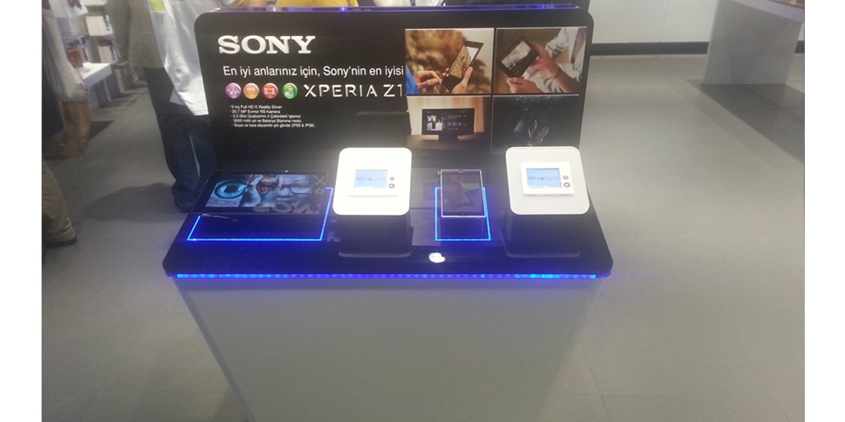 Sony Z1 Stand